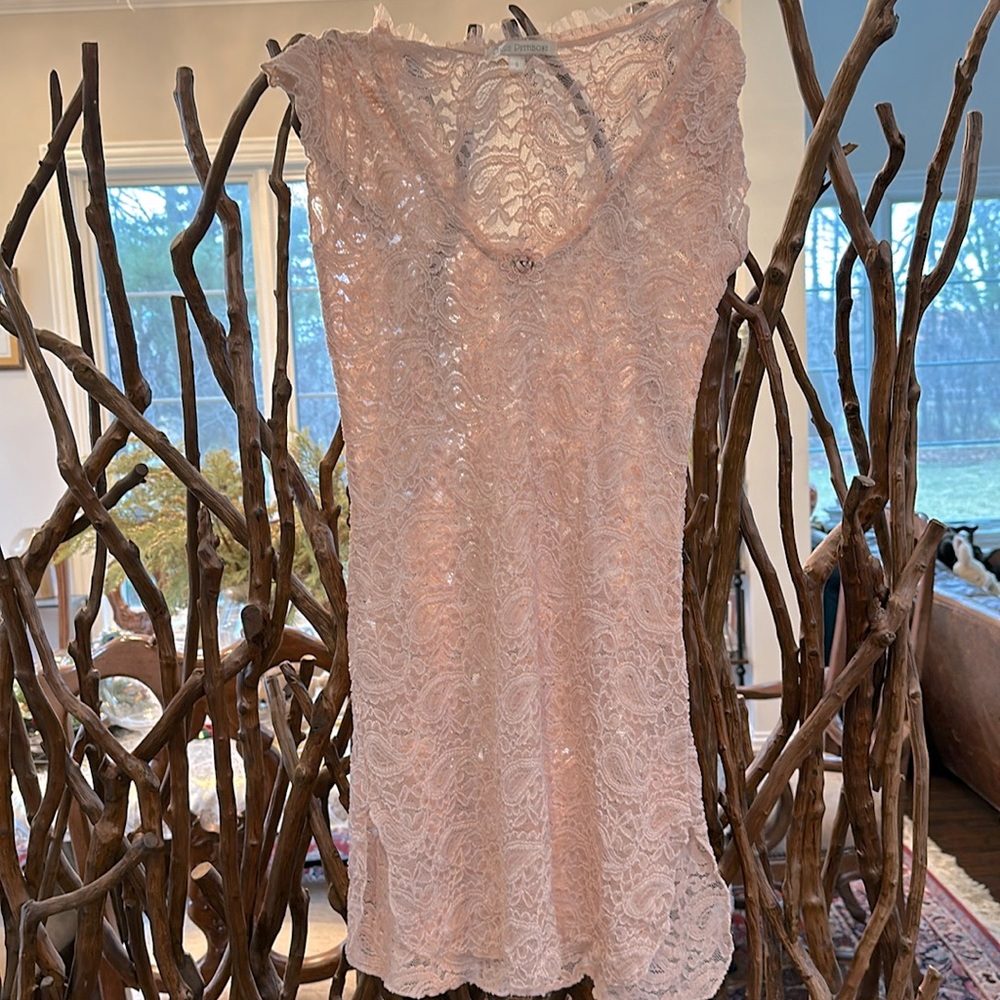 CLAIRE PETTIBONE L’AMOUR RARE VINTAGE LACE GOWN